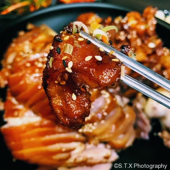 香辣熏猪蹄、韩国美食、飘在思密达、首尔故事