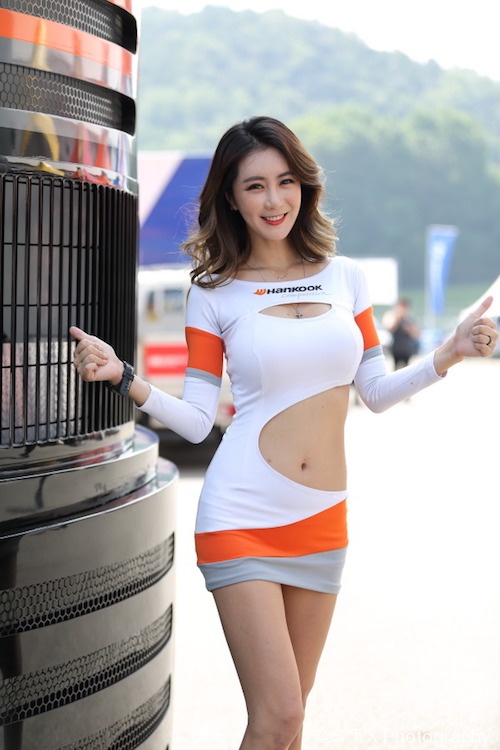 郑珠美、韩国美女车模