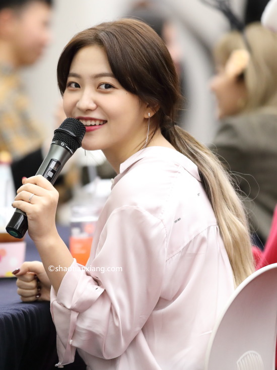 Red Velvet、YERI