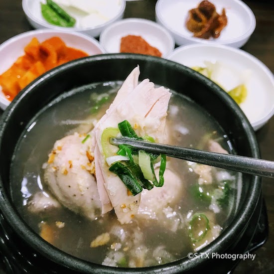 锅巴参鸡汤、韩国美食、飘在思密达