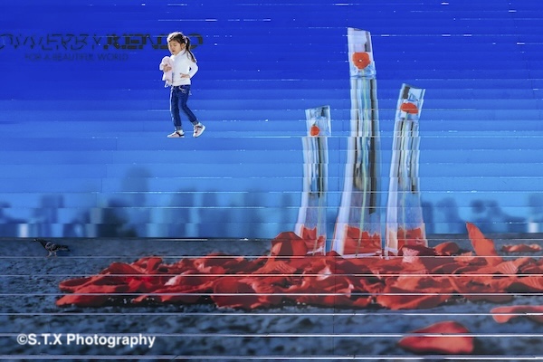 飘在思密达街头摄影作品